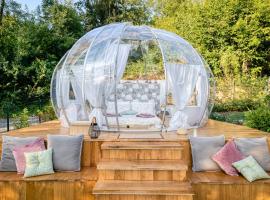 Il Cantico Bubble Room Home Restaurant, glamping site in San Giacomo