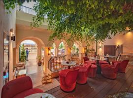 La Fonda Heritage Hotel Luxury, Relais & Châteaux, khách sạn 5 sao ở Marbella