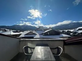 Mountain Paradise 1 - Bright Mountain View Penthouse - Washer