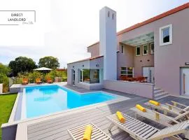 Villa Jure with heated pool, great garden, quiet location