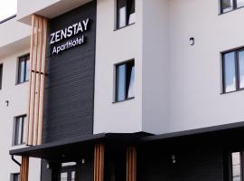 Zenstay ApartHotel, apartamento em Topliţa