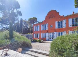5 Bedroom Beautiful Home In Ouveillan, hotell i Ouveillan