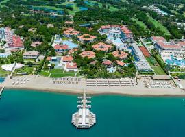 Sirene Belek Hotel, hotel cerca de Club de Golf Antalya, Belek