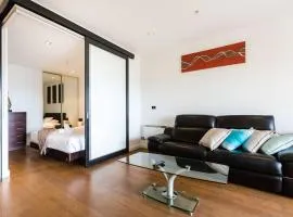 Southside St Kilda Seclusion with Balcony and Parking