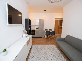 Newly adapted 3-room apartment, отель в городе Постойна