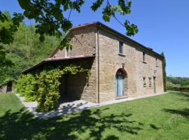 Cozy Holiday Home in Modigliana Italy with Garden, počitniška nastanitev v mestu Modigliana