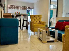 Apartamento sector aeropuerto, hotel sa parkingom u gradu Manizales