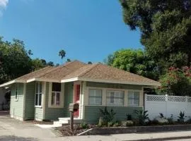 Private Heated Pool Casita Near Downtown & Beaches