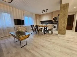 1A108 Amplio y moderno apartamento by R2R Consulting