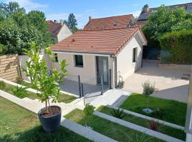 Petite maison cocooning aux portes de Paris, villa en Orly