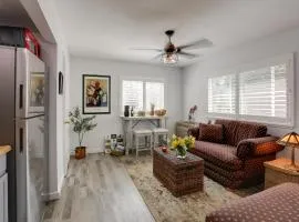 Less Than 1 Mi to Midtown Pet-Friendly Apt in Reno