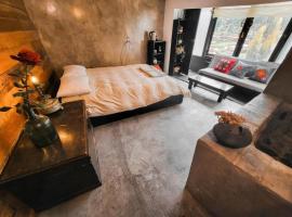 Wolf Totem Studio Loft, hotell i Pisac