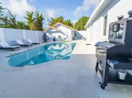 Spacious Miami Home Heated Pool BBQ L35