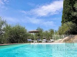 Villa Le Tortore privata lusso piscina relax Siena, дом для отпуска в Сиене