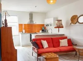 Binks - Seafront 1 bed first floor apartment