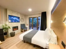 Modern Blue Studio En Valle De Incles - Parking Gratis l by BonesVacances