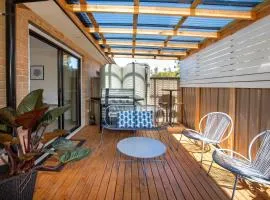 Alkira - Pet Friendly - 4 Mins Walk to Beach