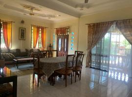 Raa homestay, hotel in Kuala Terengganu