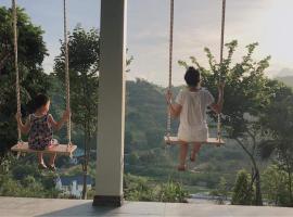 BlueHome Villa, hotel v destinaci Hòa Bình