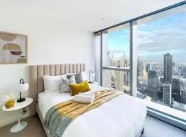 Luxury CBD Skyline View Apartment LV58