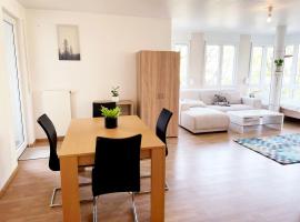 Workers Apartment in Offenbach, hotel with parking in Gravenbruch