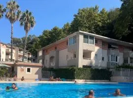 appartement rez de jardin 6 personnes cagnes sur mer 06 piscine et tennis
