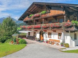 Cozy Apartment In Brandenberg With Wifi, hotel amb aparcament a Brandenberg