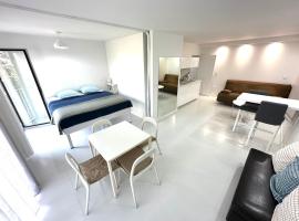 Studio Trip In Paris - Gare de l'Est, hotel near Canal Saint-Martin, Paris