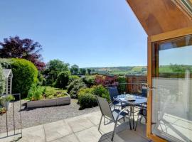 2 bed garden cottage nestled on the edge of Exmoor, hytte i Bishops Nympton