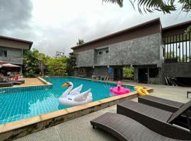 Tann Anda Resort, курортный отель в Таланге