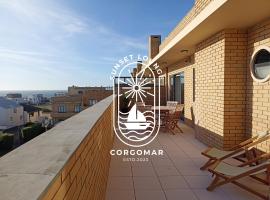 Sunset Lounge CorgoMar: Lavra'da bir otoparklı otel