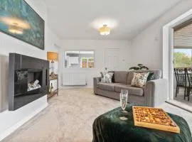 Modern 3 Bedroom Bungalow with Style & Comfort in Leicestershire