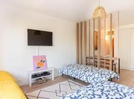 Idéal familles ou pros studio 4 pers à Talence, proche tram et Bordeaux centre