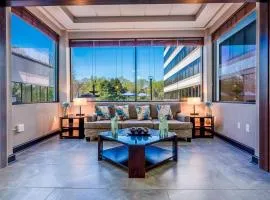 DoubleTree by Hilton South Charlotte Tyvola