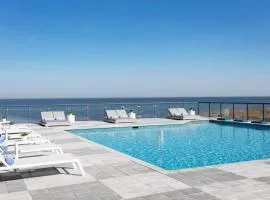 Delta Hotels by Marriott Virginia Beach Waterfront