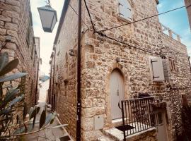 Fortezza - Hvar Old Town Apartment, hotel u gradu Hvar