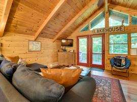 13 Mi to Slopes Elmira Cabin with Amenities, hotel v destinaci Elmira