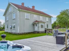 Gorgeous Home In Bras With Kitchen, villa in Braås