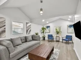 4-Bed 2-Bath Pet Friendly Home in Heart of Atlanta