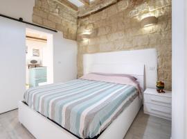 Dimora Donna Lucrezia, pet-friendly hotel in Mola di Bari