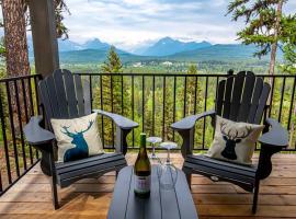 One of a kind views of GNP - Cabin 2, huoneisto kohteessa Polebridge