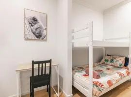 Modern Share house, Tranquil small room, 4km to beach