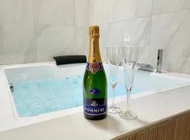L’escapade romantique - Chambre moderne Jaccuzi