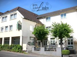 Hotel zu den Linden, מלון זול בWachtberg