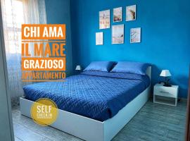 [Chi Ama il Mare] Appartamento: Latina şehrinde bir otoparklı otel
