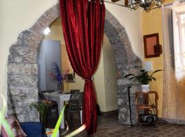 L' Arco Antico, holiday rental in Caccamo