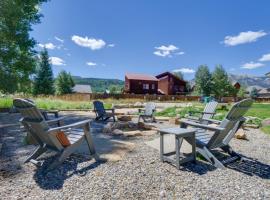 Crested Butte Getaway Near Skiing and Shopping!, casa de temporada em Crested Butte