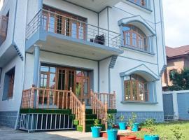 Moonshine Home stay, hostel em Srinagar