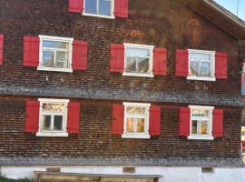 Kotedža Great old WÄLDERHAUS pilsētā Au Bregenzervaldē