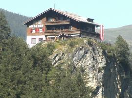 Gruppen und Familienhof FALKENSTEIN, ski resort in Krimml